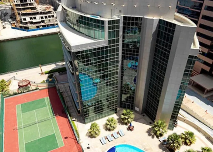 Marina View With Pool, Gym, Tennis Court, 5 Mins To Beach