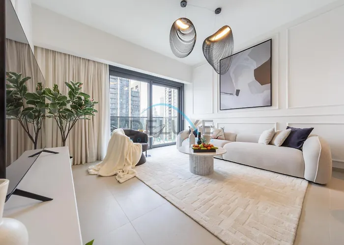 Lovely 2Br At Act One Act Two Tower 1 Downtown Dubai By Deluxe Holiday Homes