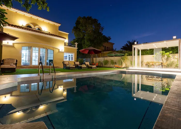 Private Villa In Dubai With Swimming Pool And Huge Garden