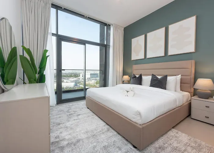 Modern Aesthetic 1-Bedroom Apartment In Dubai Hills