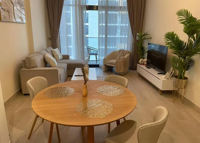 Pleasant New One Bedroom Apartment Azizi Riviera