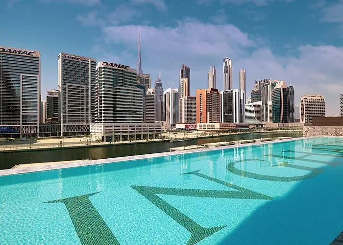Keyrock Living - Luxury Furnished 2 Bedroom In Business Bay With Jacuzzi - Binghatti Canal