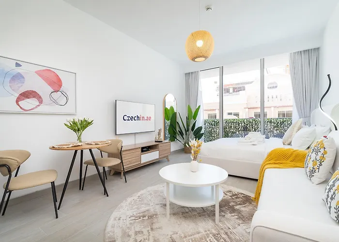 Brand New Vibrant Studio In Jvc