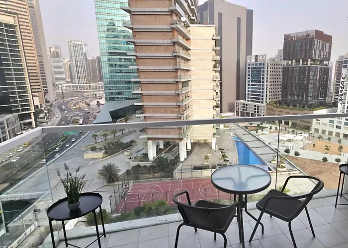 Luxury Studio Apartment By Downtown