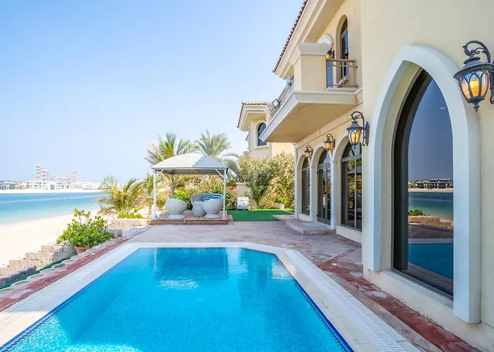 Palm Jumeirah K-Frond Villa With Private Beach Access & Pool