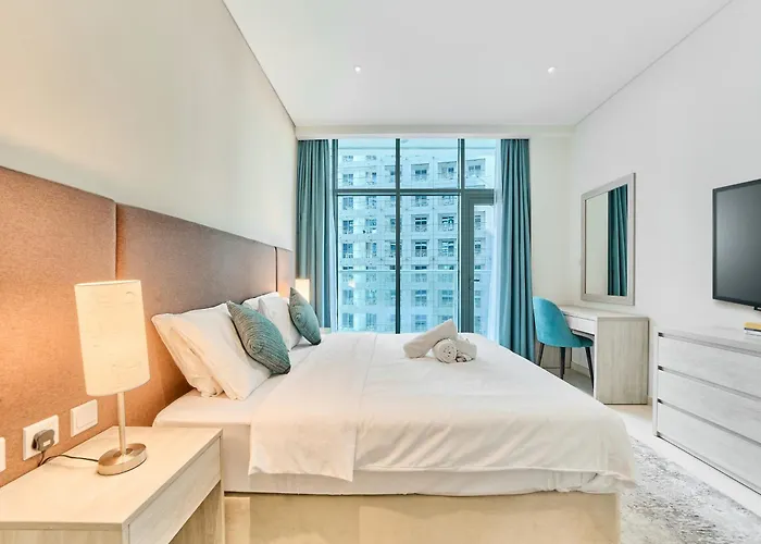 First Class Apartments In Seven Palm With Direct Access To The West Palm Beach And Nakheel Mall