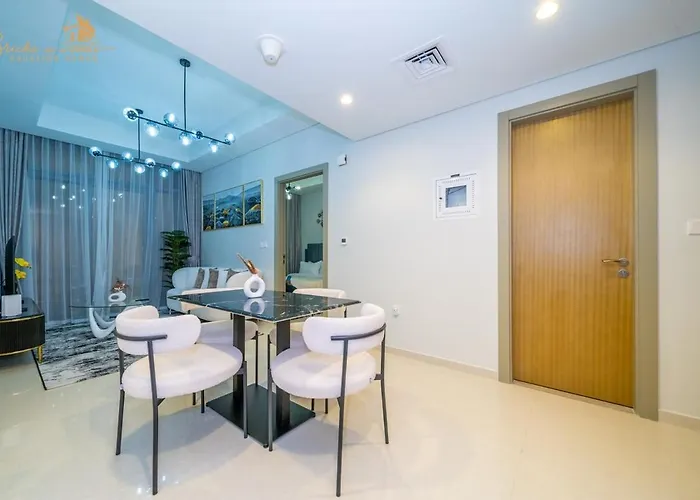Chic Sea View 2Bhk 4Pax