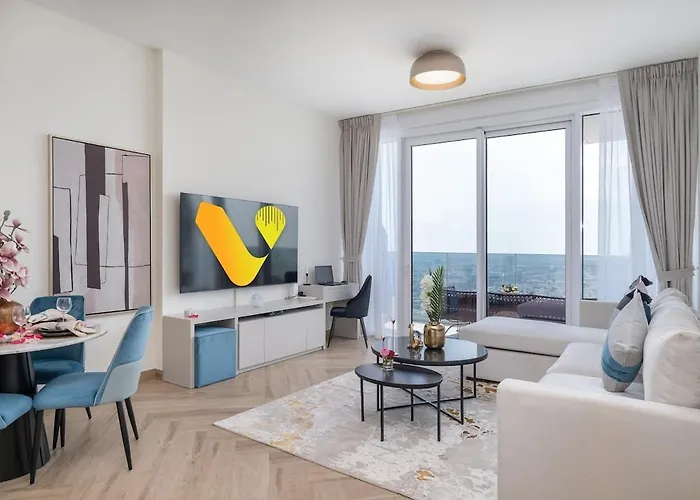 Vogue Al Wasl 1 Residence West 33Rd Floor With Sea View , Prime Location Walkable To Dubai Metro, Easy Access To Sheikh Zayed Road & Dubai World Trade Centre