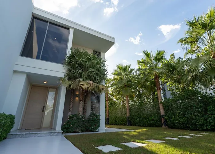 Dubai Hills - Private Pool 5 Bedroom Villa