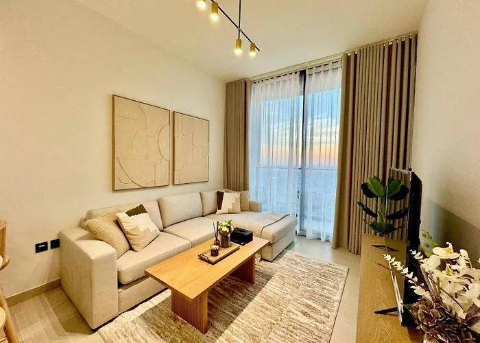 Relaxing 1Br Apartment In Jvc With Big Balcony