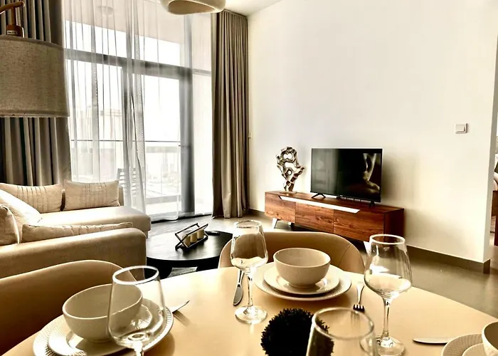 Prive Residence, Luxury Home