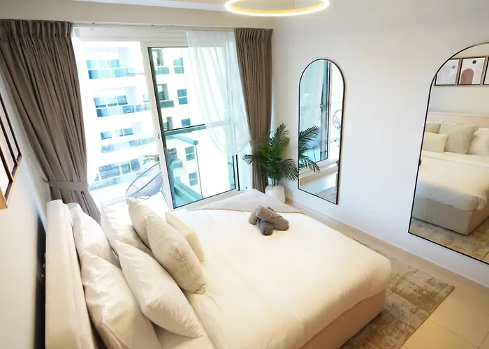 1Bhk Full Canal View Apartment In Business Bay !