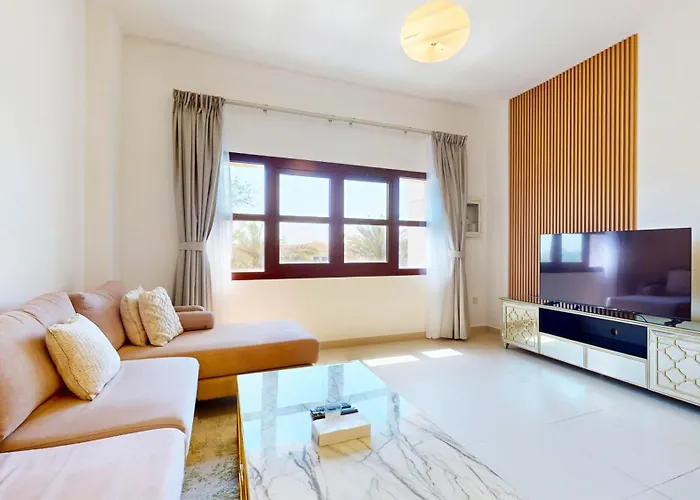 Vibrant Getaway 1Br Furnished - Near Golf Course
