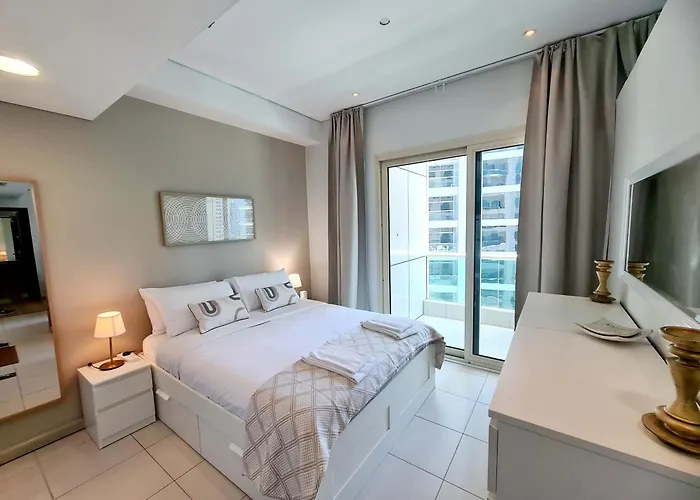 Sunrise Homes - Near Jbr Walk & Beach - Lovely Studio