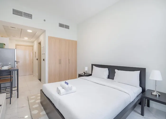 Stay In Alexis Tower\'S Stunning Studio And Sleeps 2