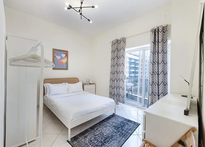 A-Living Cozy Studio In Marina Pearl With Balcony