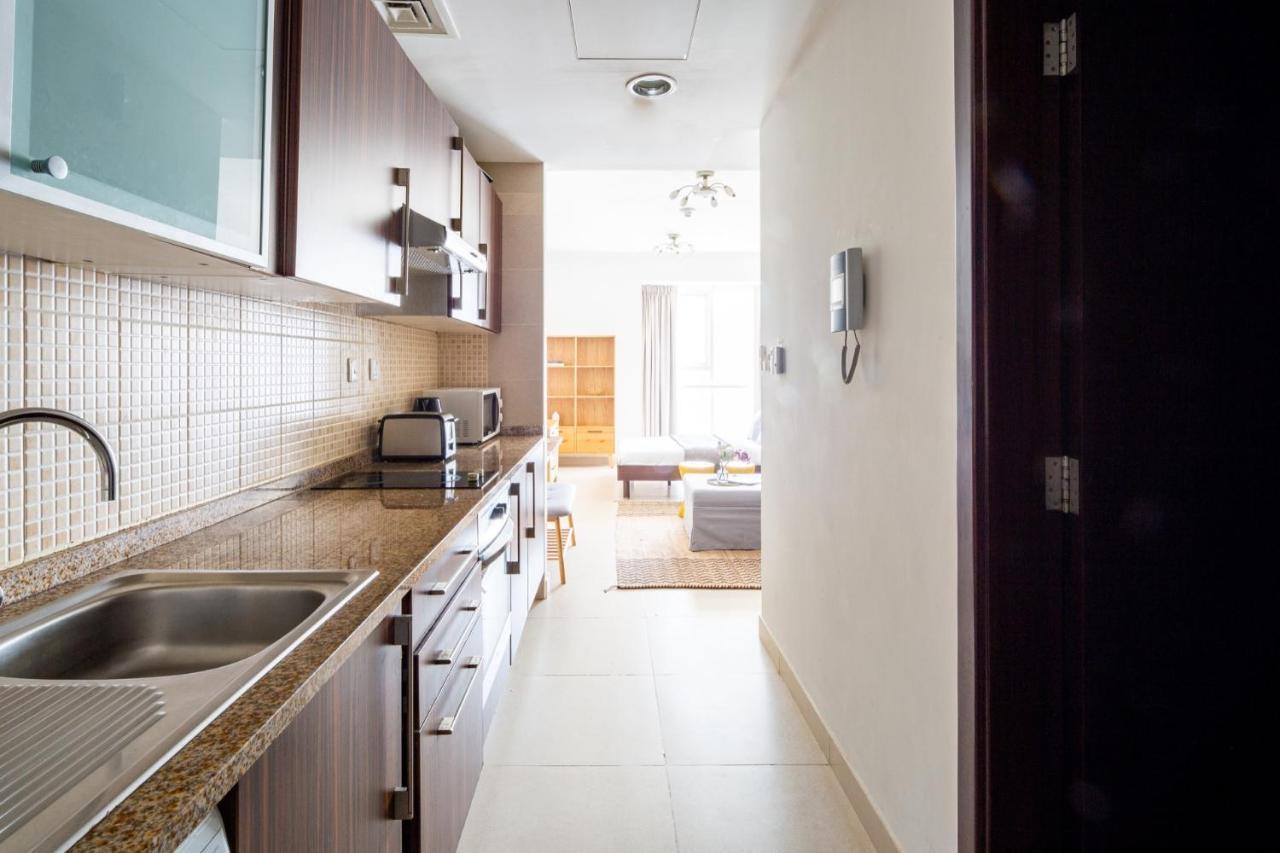 Daire Frank Porter - Goldcrest Executive Dubai