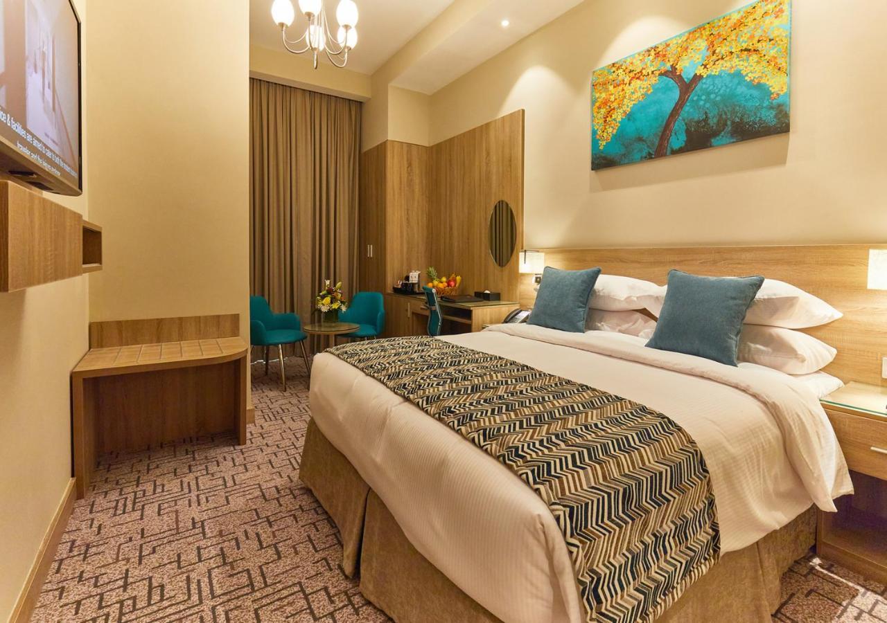 Rose Plaza Al Barsha 3*