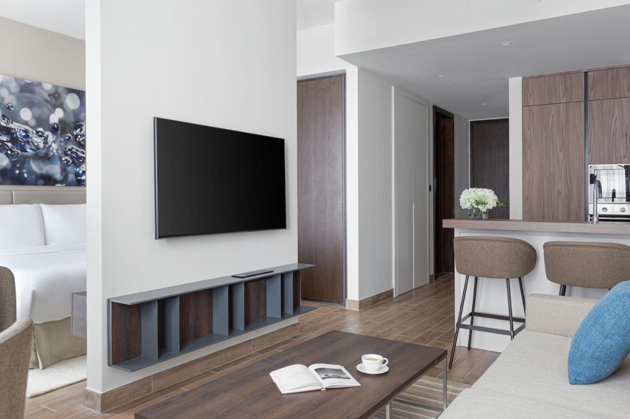 Jumeirah Living Marina Gate