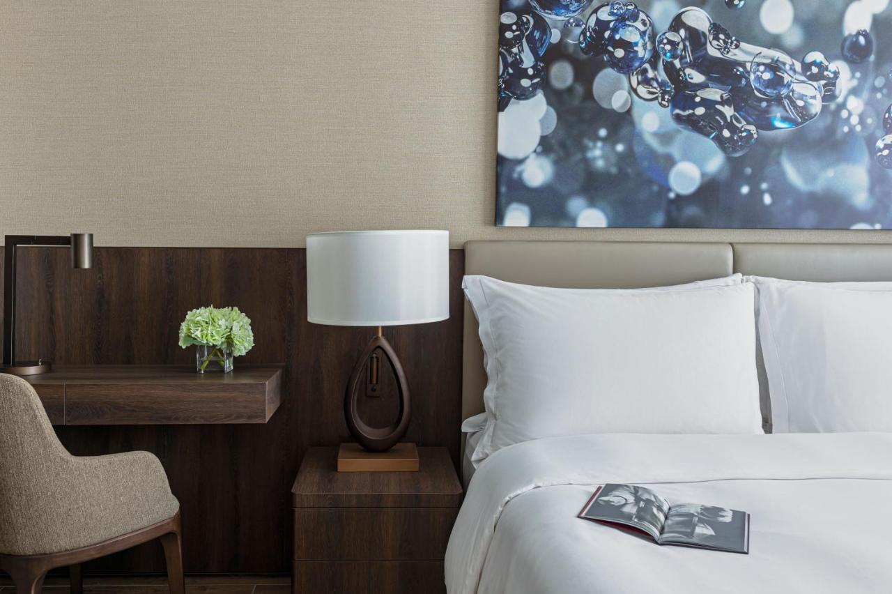 Jumeirah Living Marina Gate 5*
