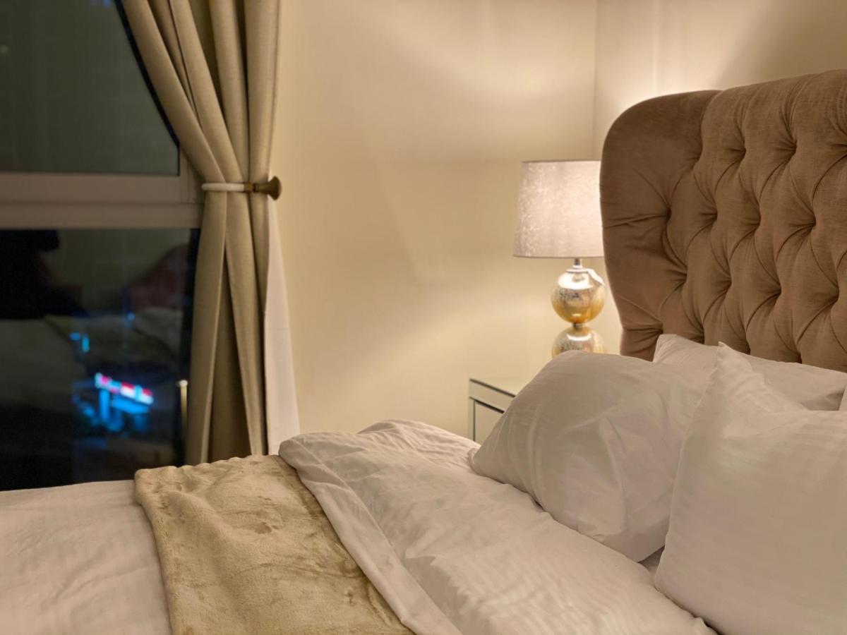 Luxury 1br In Marina, Ask For July Full Month Offer Apartment Dubai