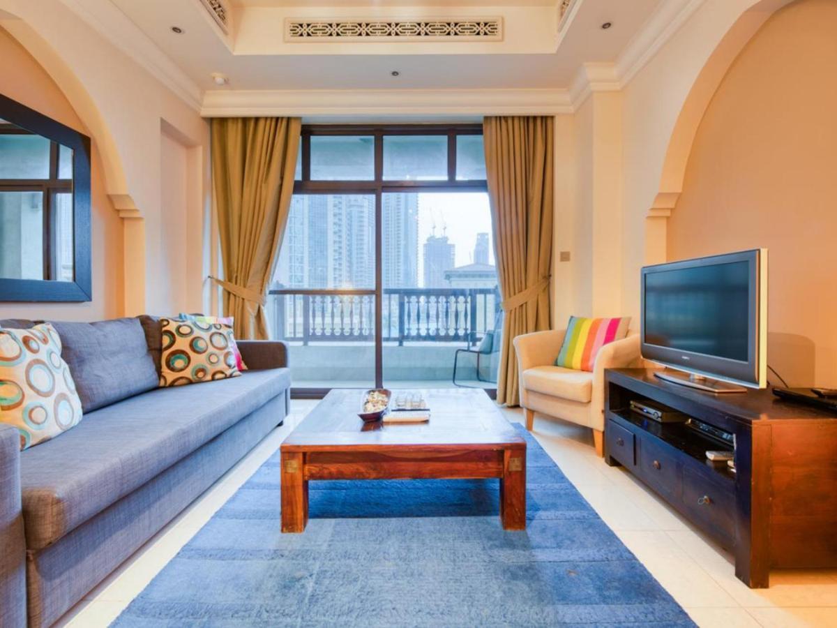 Rh- Burj Khalifa View, 1 Bedroom Apartment Near Souk Al Bahar Daire