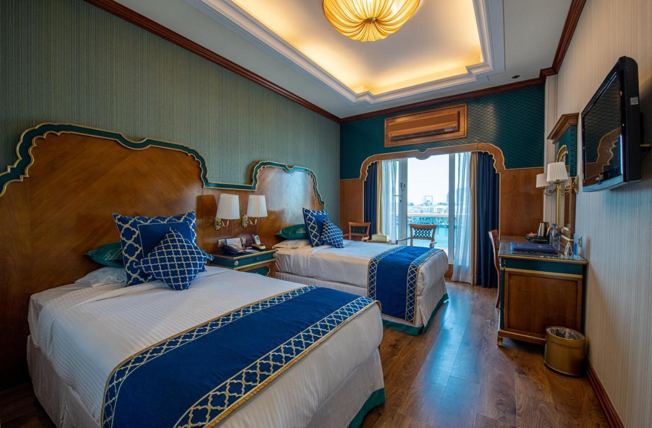 Otel Riviera 4*