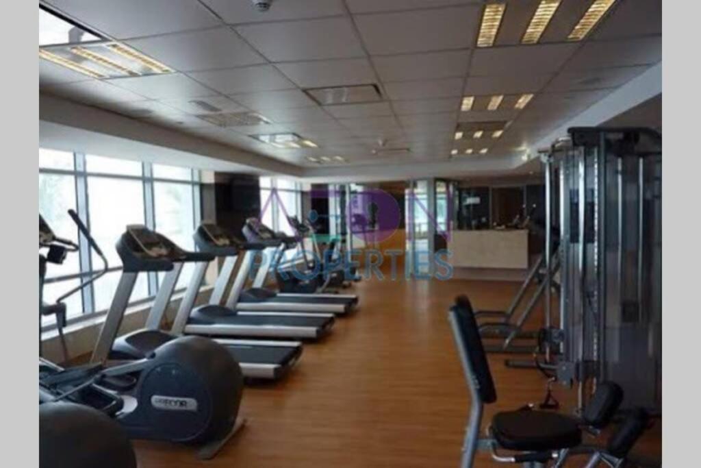 Amaizing 2 Bed . Park Island Marina *