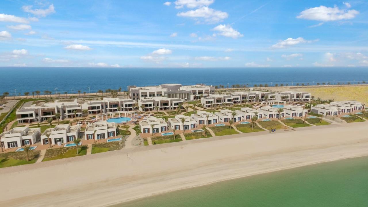 Fam Living - Sarai Beachfront Villas - Palm Jumeirah * Dubai