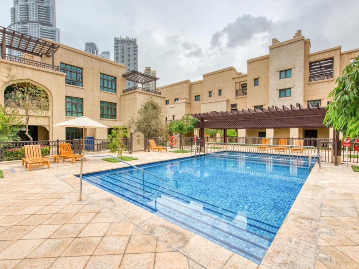 Daire Rh- Burj Khalifa View, 1 Bedroom Apartment Near Souk Al Bahar Dubai