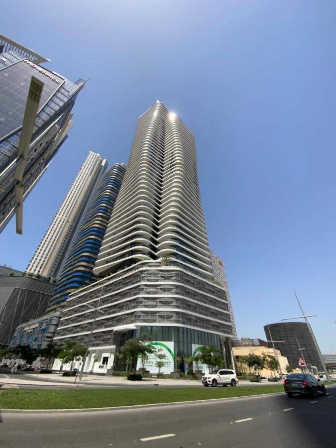 Rh- Modern Comfort & Bright 1br Near Mall, Views Daire