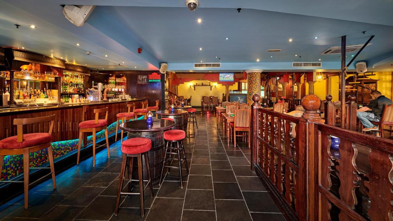 Copthorne Airport Hotel 3*