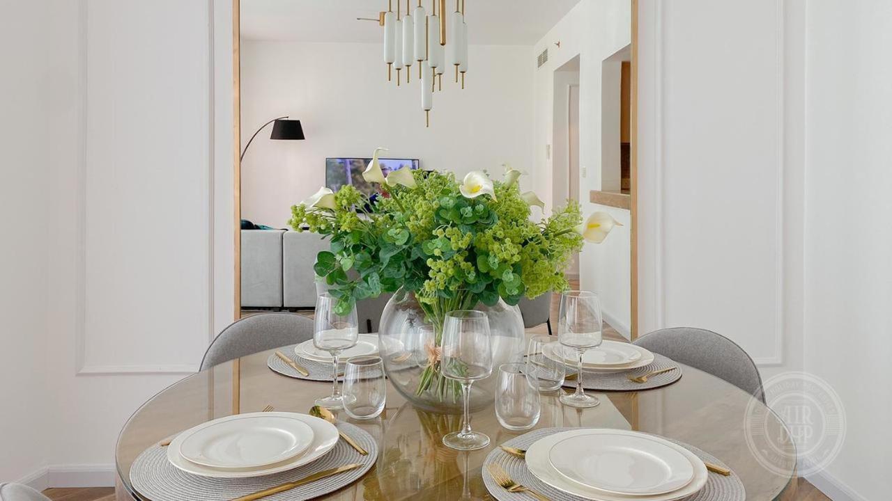 Amaizing 2 Bed . Park Island Marina * Dubai