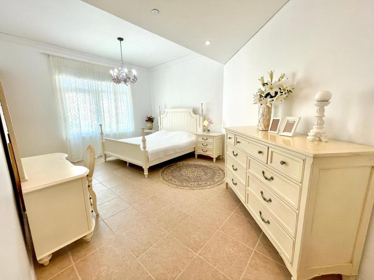 Daire Luxury - Beachfront - Spacious Shoreline Residences - 5 Star Private *