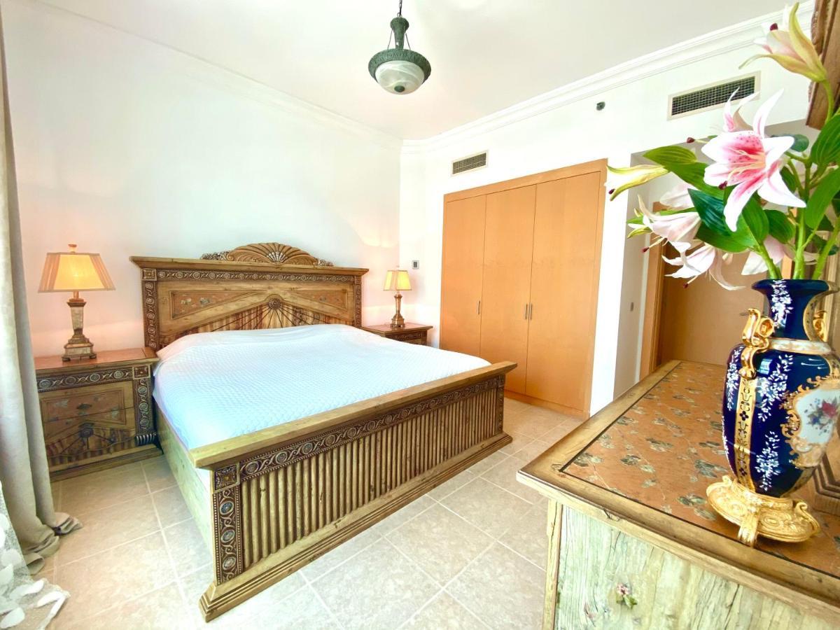 Luxury - Beachfront - Spacious Shoreline Residences - 5 Star Private *
