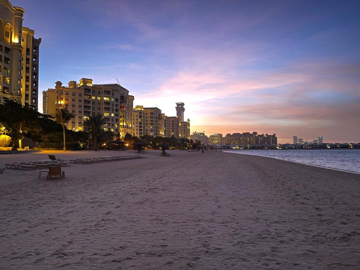 Daire Luxury - Beachfront - Spacious Shoreline Residences - 5 Star Private Dubai