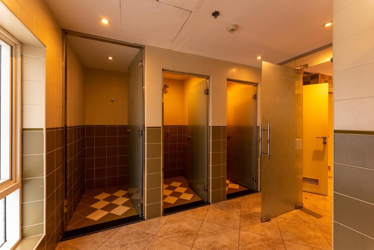 Gulf Oasis Fz Llc Aparthotel 3*