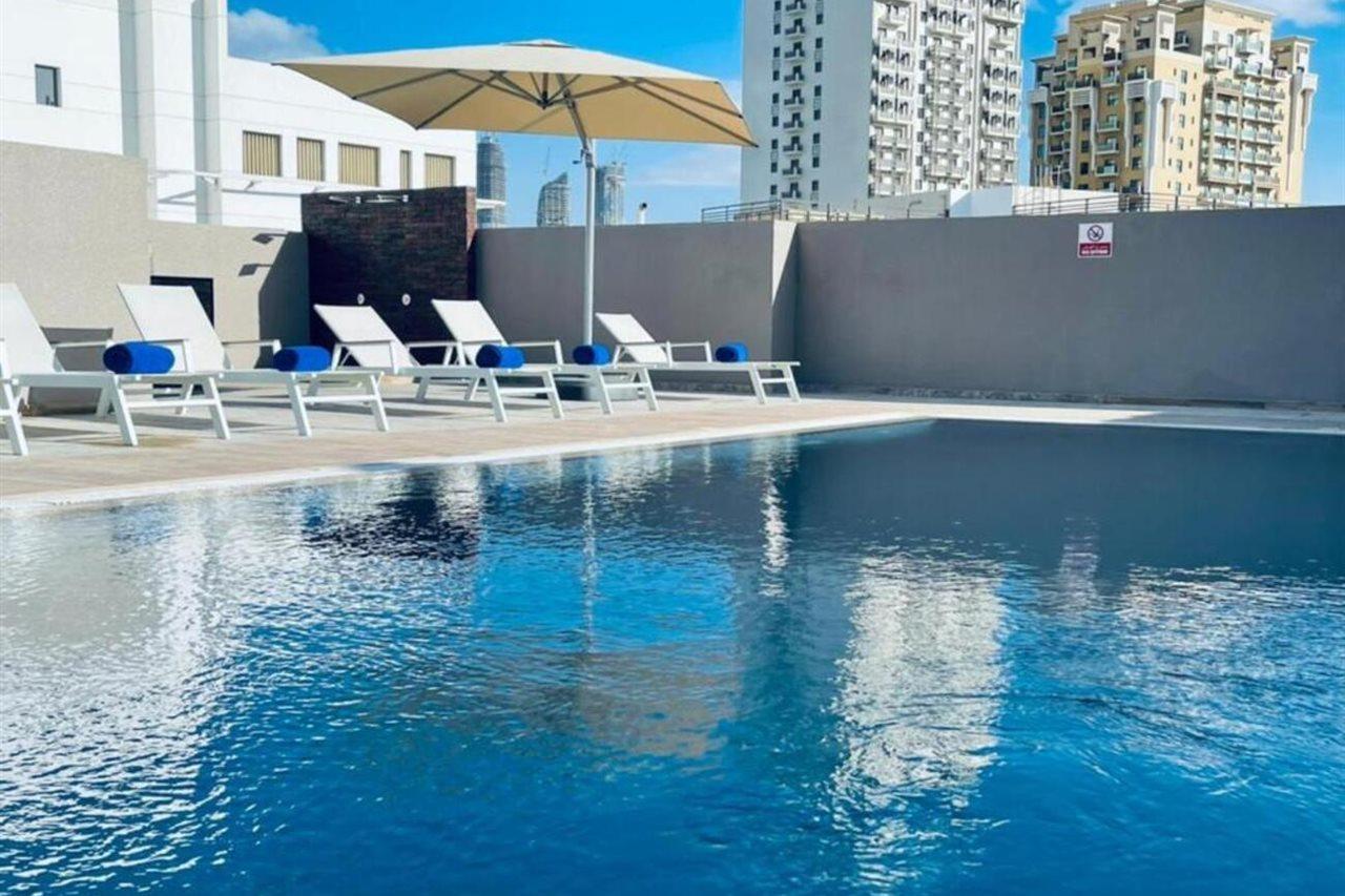 Hotel Grand Kingsgate Jaddaf Waterfront By Millennium 4*