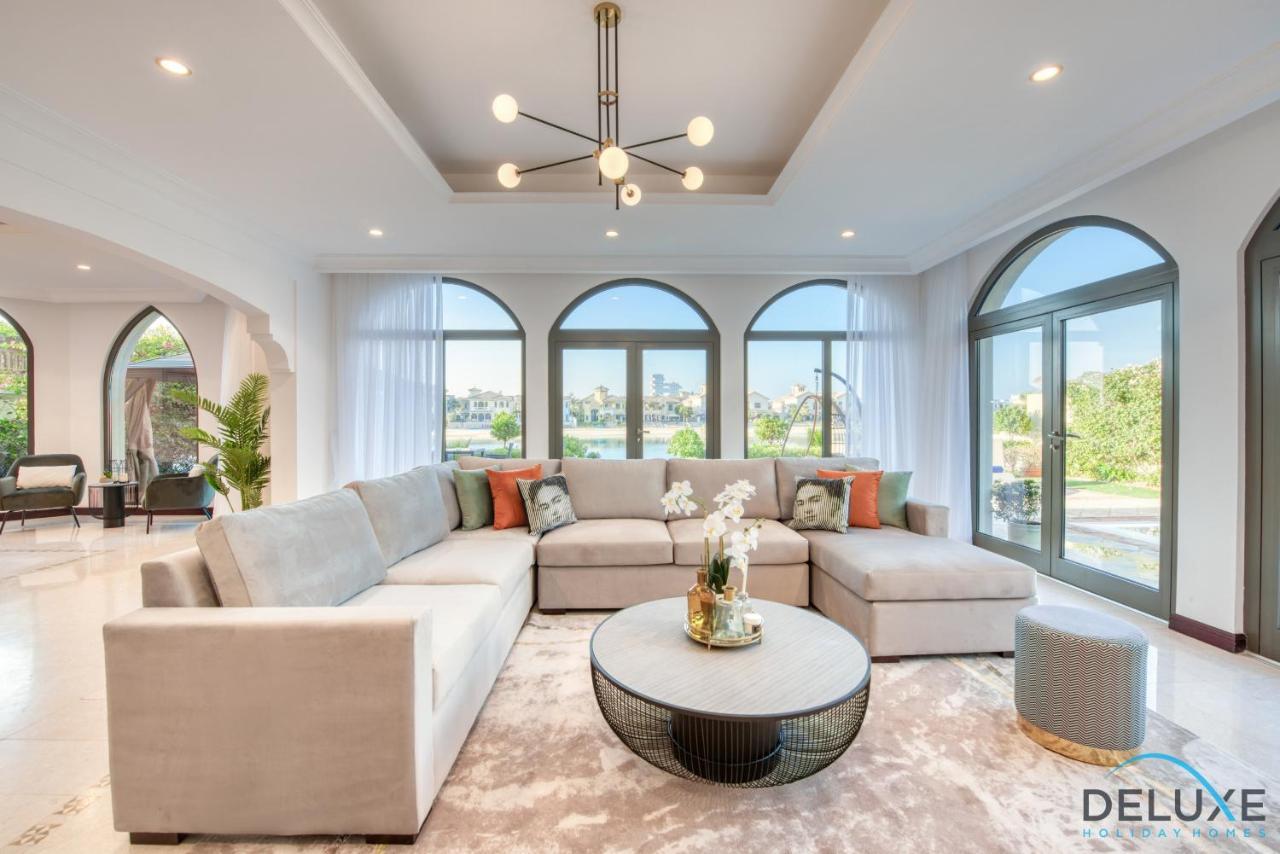 Villa Luxe 5br With Assistant's And Private Pool On Palm Jumeirah By Deluxe Homes *