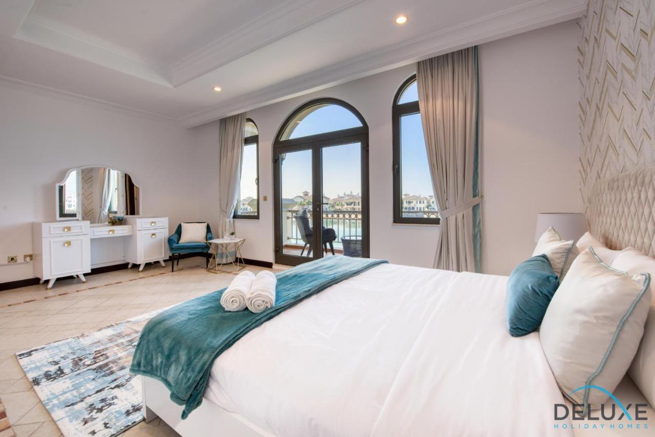 Villa Luxe 5br With Assistant's And Private Pool On Palm Jumeirah By Deluxe Homes *