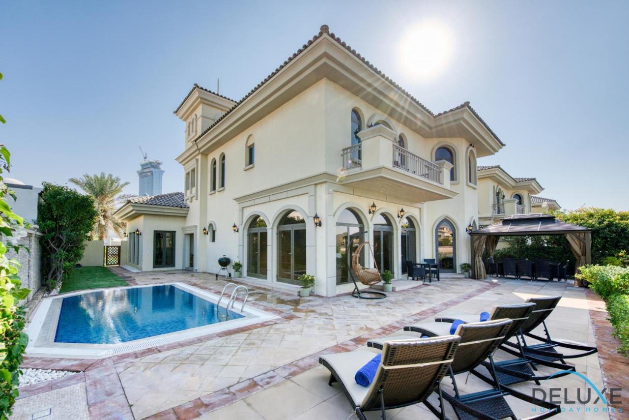 Villa Luxe 5br With Assistant's And Private Pool On Palm Jumeirah By Deluxe Homes