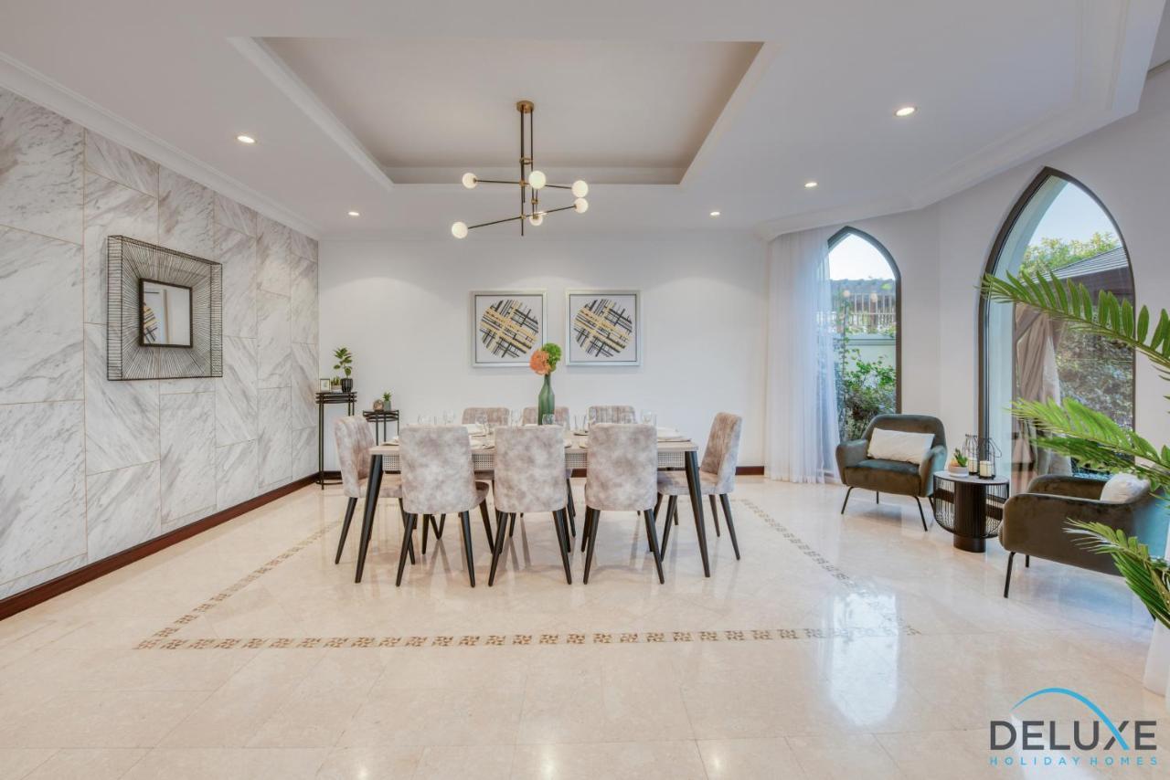 Luxe 5br With Assistant's And Private Pool On Palm Jumeirah By Deluxe Homes Villa Dubai