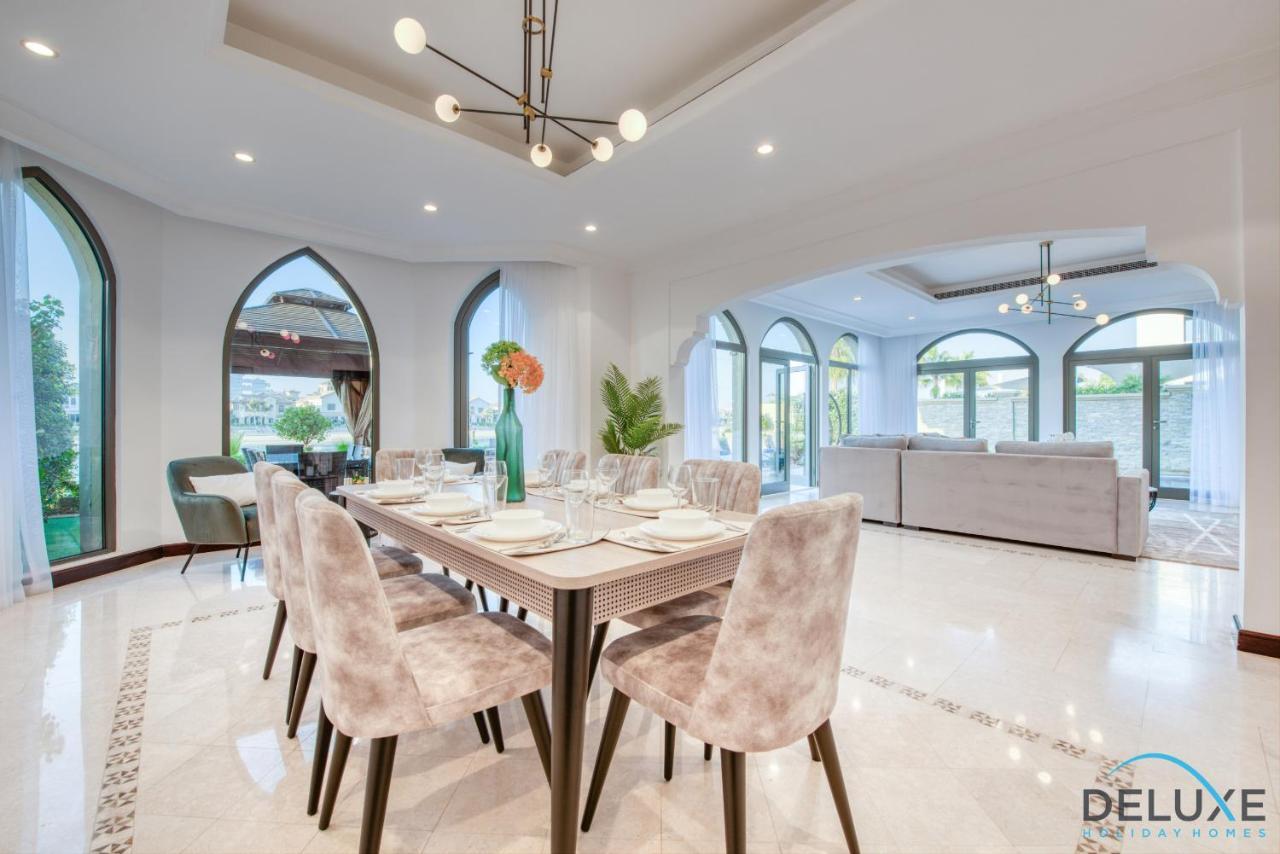 Luxe 5br With Assistant's And Private Pool On Palm Jumeirah By Deluxe Homes