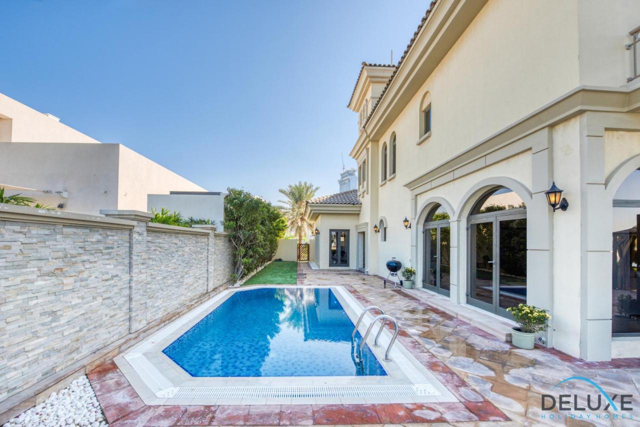 Luxe 5br With Assistant's And Private Pool On Palm Jumeirah By Deluxe Homes Villa