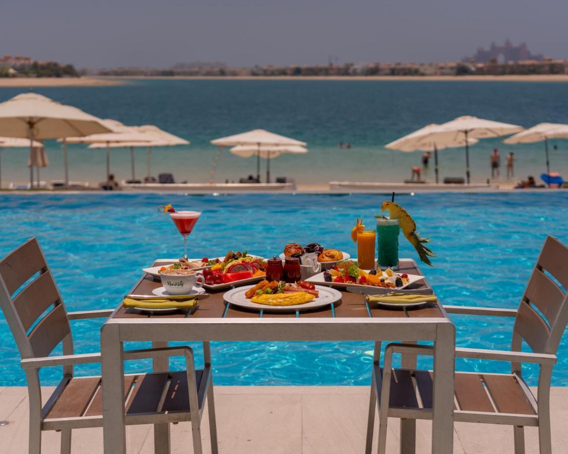 Royal And The Palm Resort