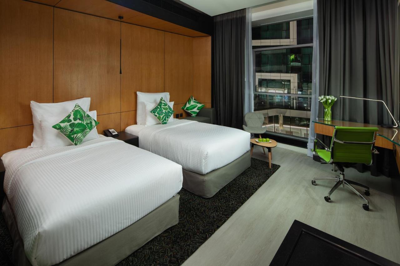 Al Khoory Sky Garden Hotel 4*