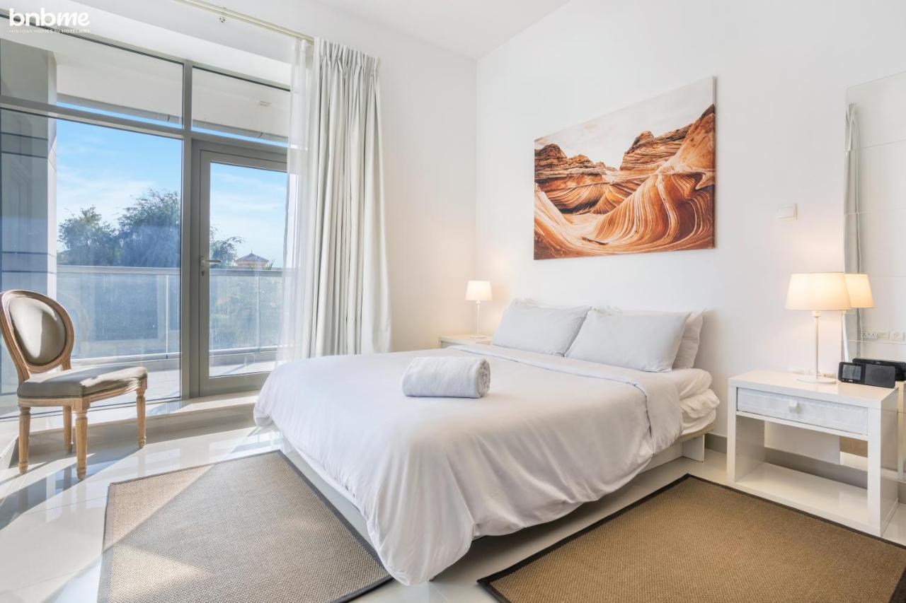 Bnbmehomes - The Medalist Apartment