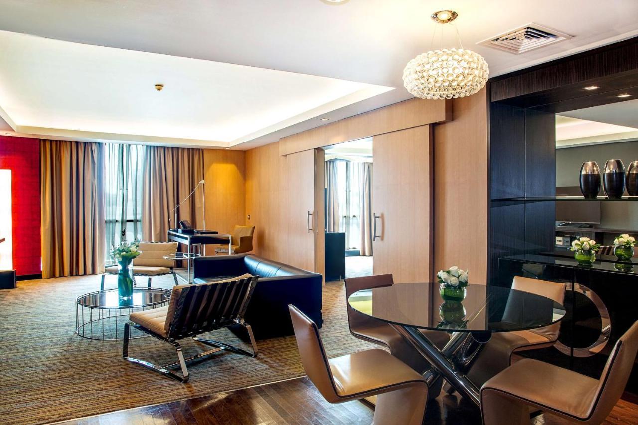 Radisson Blu Hotel, Media City 4* Dubai