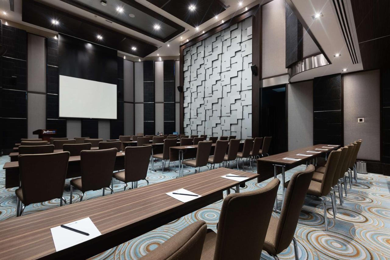 Radisson Blu Hotel, Media City Otel Dubai