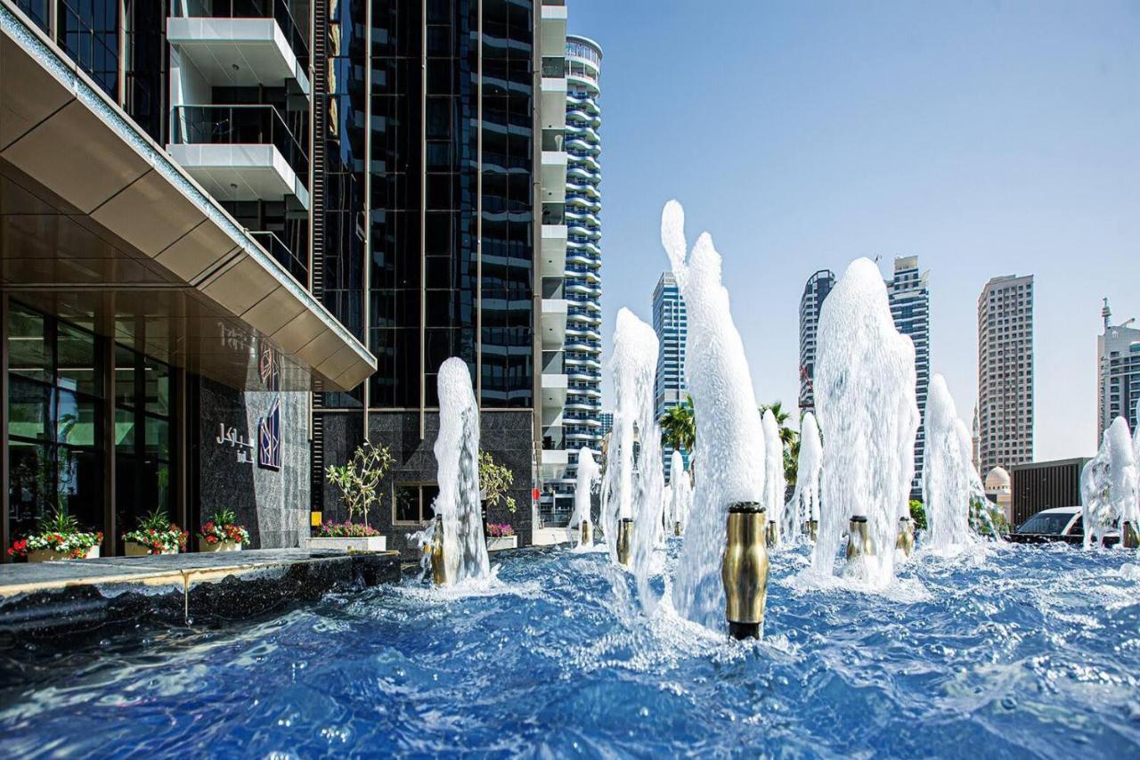 Apartment Luton - Sparkle Towers, Marina 20ab 7 Dubai